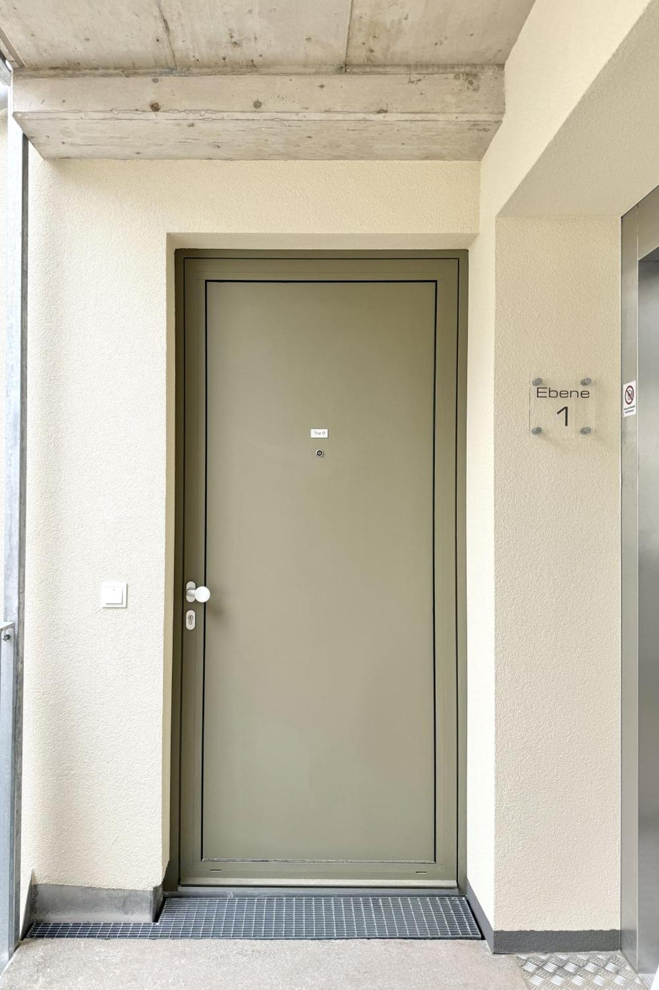 ווינר נוישטאדט Modernes Studio Beim Domplatz מראה חיצוני תמונה